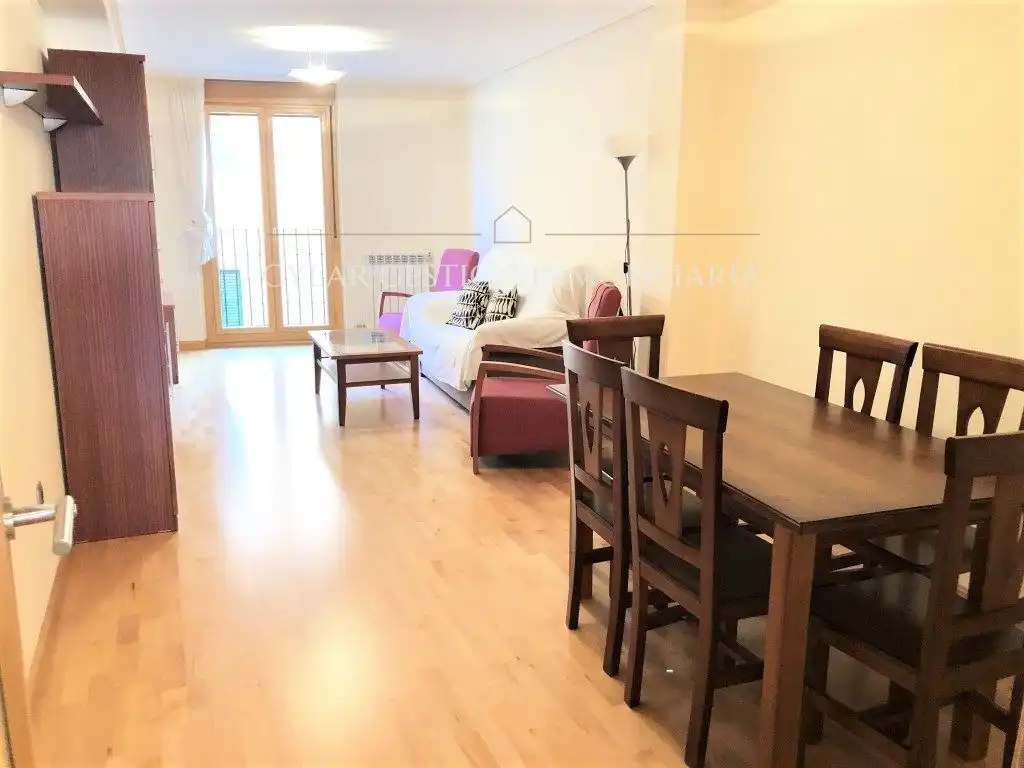 Living room of Flat for rent in Salamanca  with Heating, Parquet flooring and Terrace