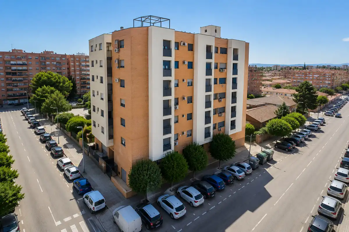 Vista exterior de Piso en venta en Valdemoro con Calefacción, Terraza y Balcón