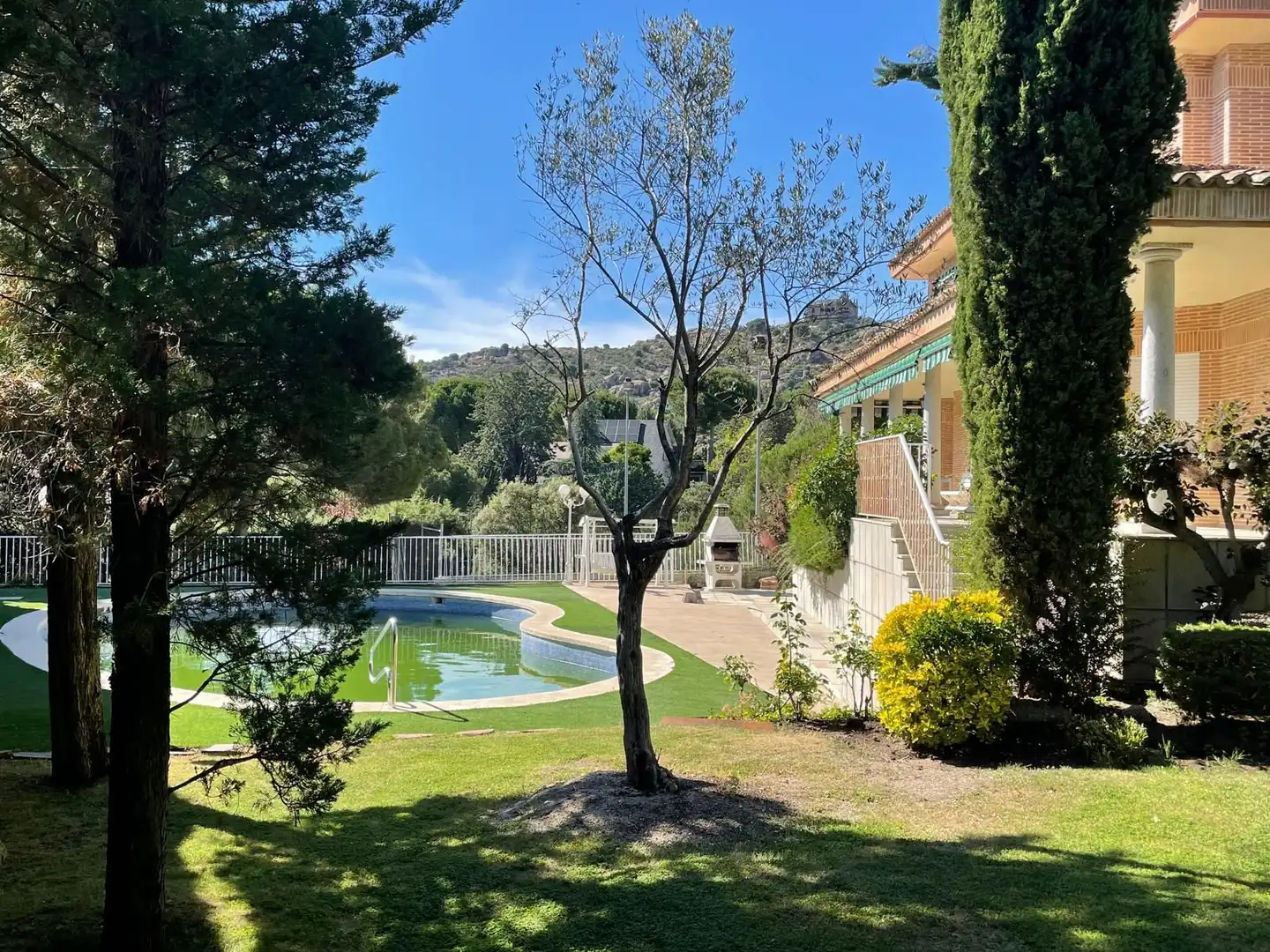 Jardín de Casa o chalet en venta en Torrelodones con Aire acondicionado, Calefacción y Jardín privado