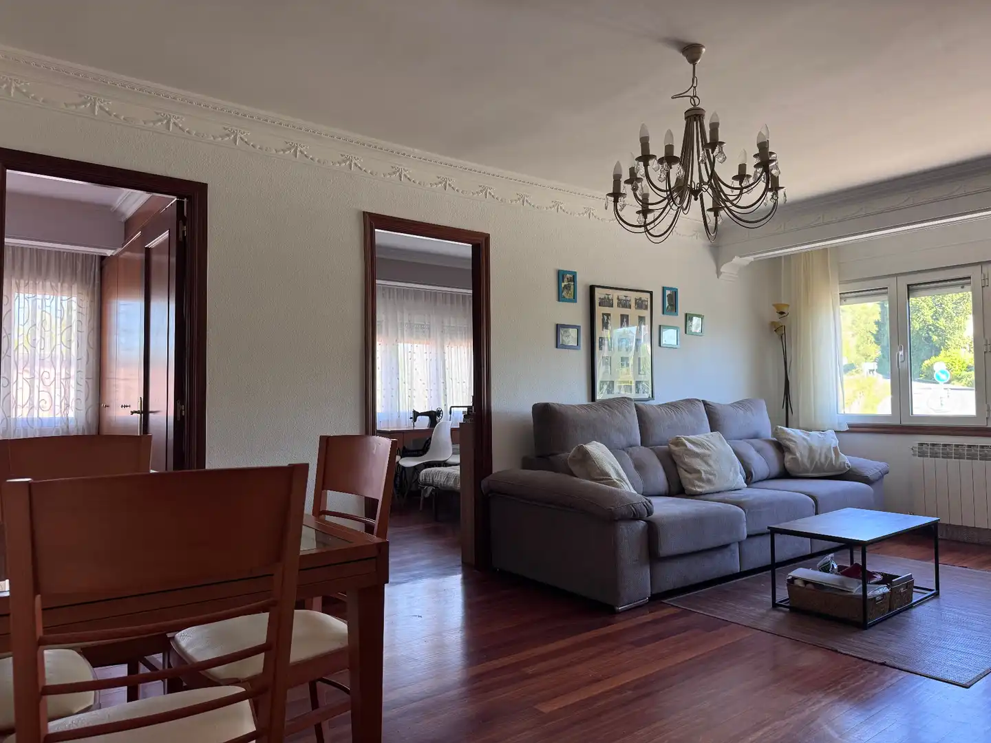 Living room of Flat for sale in Elgeta  with Storage room, Furnished and Oven