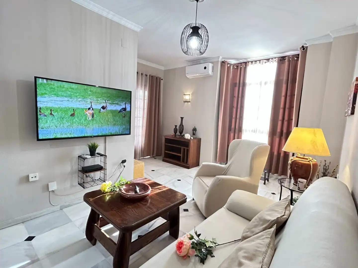 Apartment to rent in Miguel de Cervantes 44, imagen 2