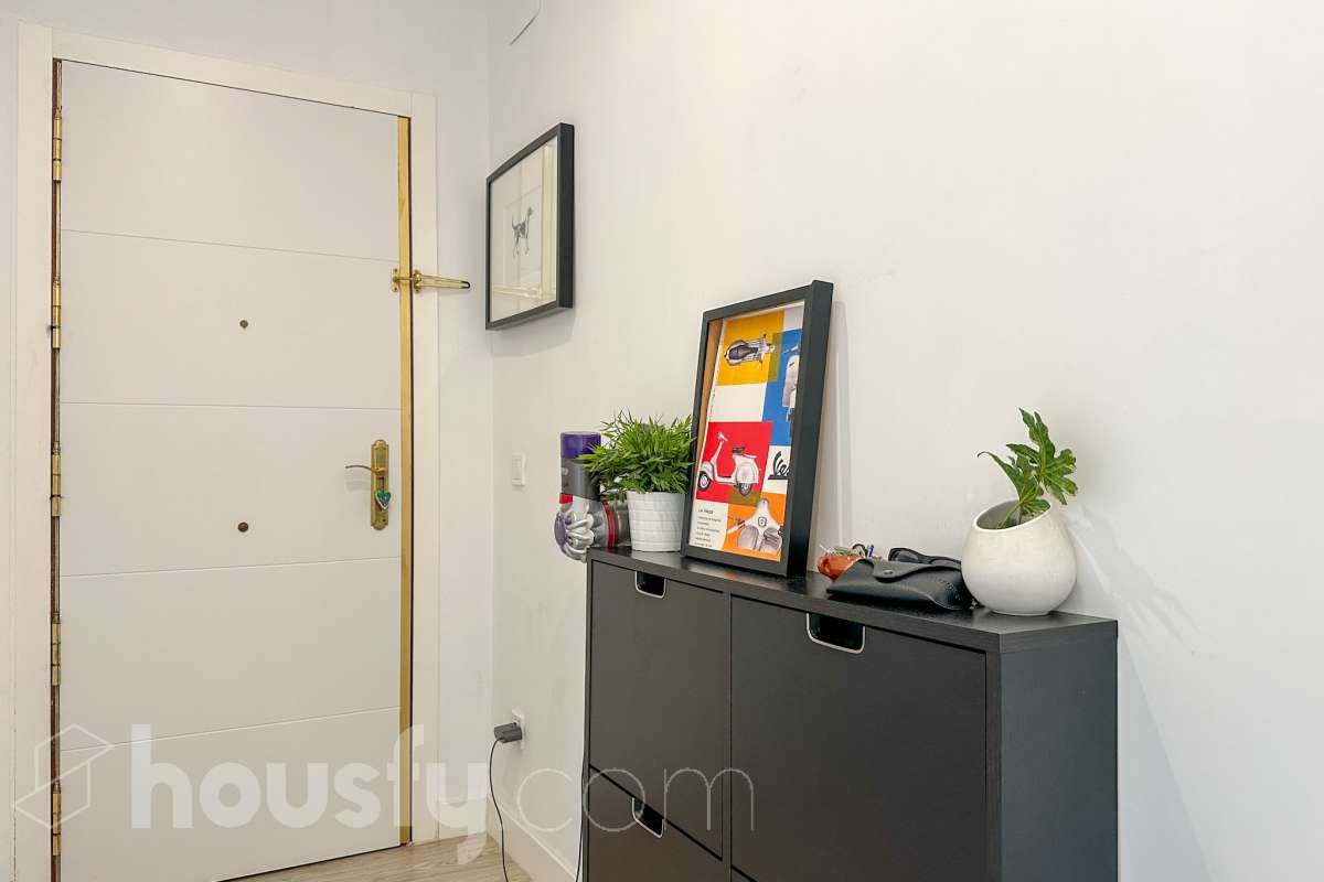 Flat for sale in  Madrid Capital  with Air Conditioner, Heating and Terrace