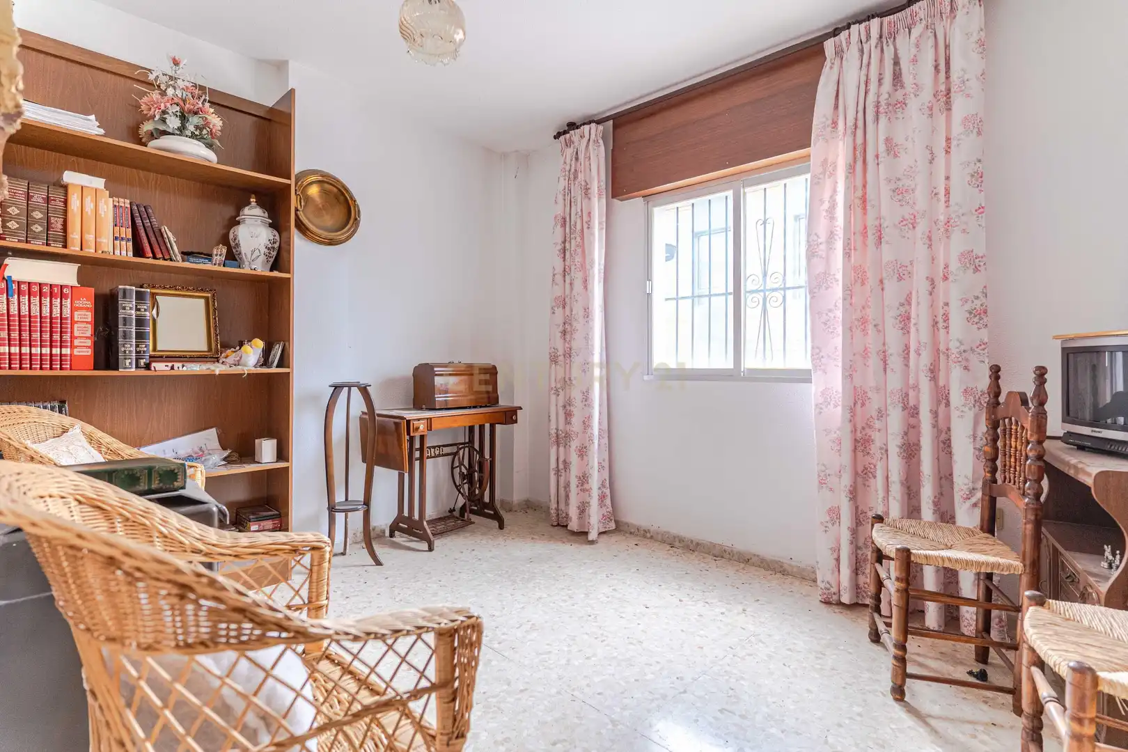 Sala de estar de Casa adosada en venta en Íllora