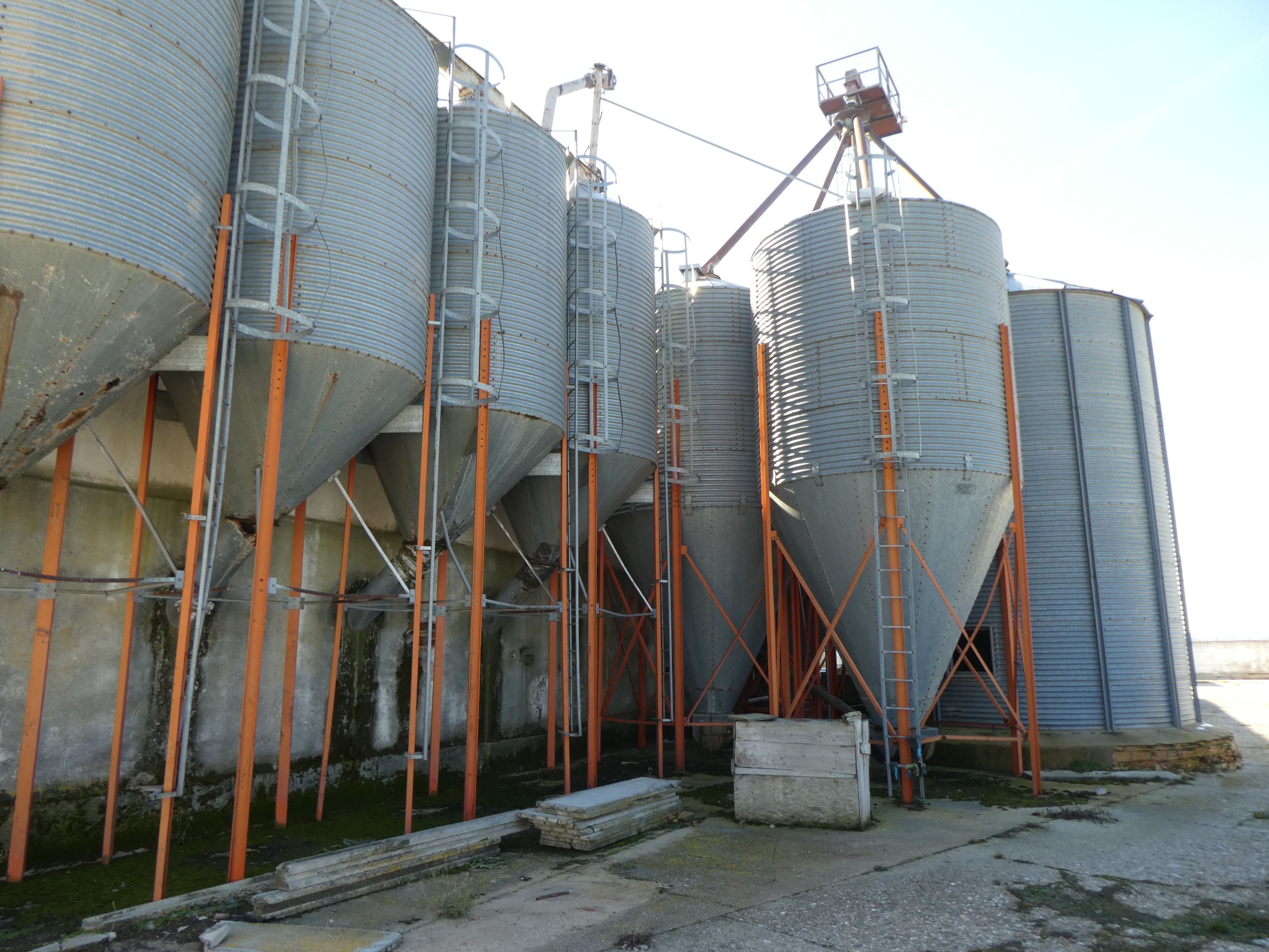 Exterior view of Industrial buildings for sale in Villahoz
