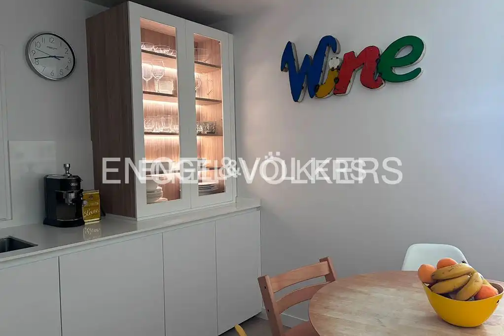 Dining room of Flat for rent in Gijón   with Heating, Parquet flooring and Furnished
