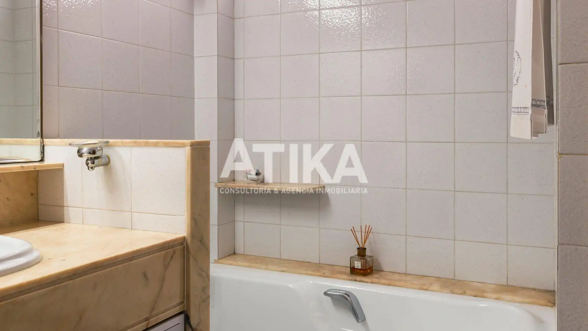 Baño de Casa o chalet en venta en Ontinyent con Calefacción, Terraza y Piscina