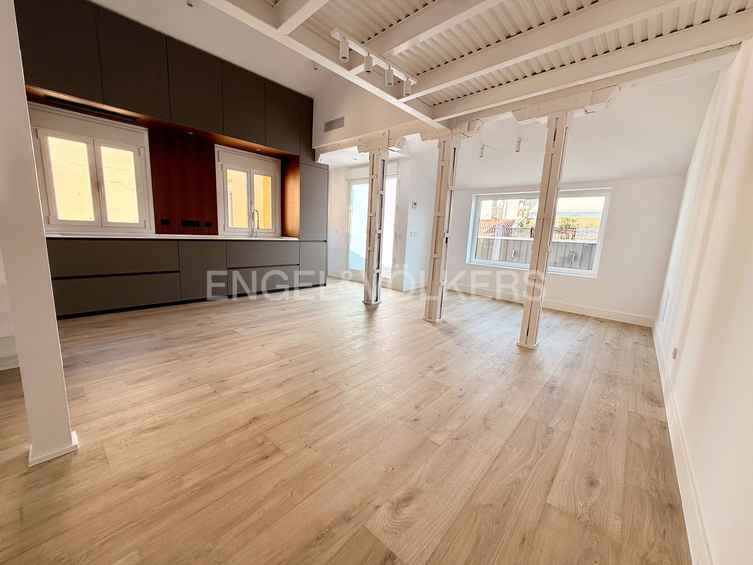 Vista exterior de Àtic en venda en Granollers amb Aire condicionat, Calefacció i Parquet