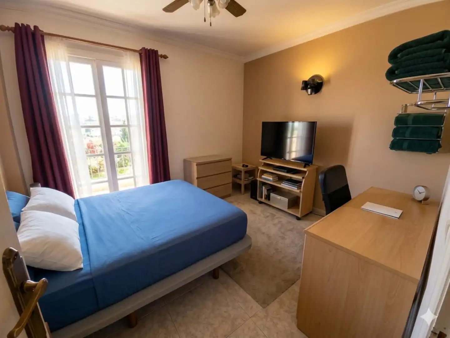 Schlafzimmer von Einfamilien-Reihenhaus zum Verkauf in Mijas mit Klimaanlage, Heizung und Terrasse
