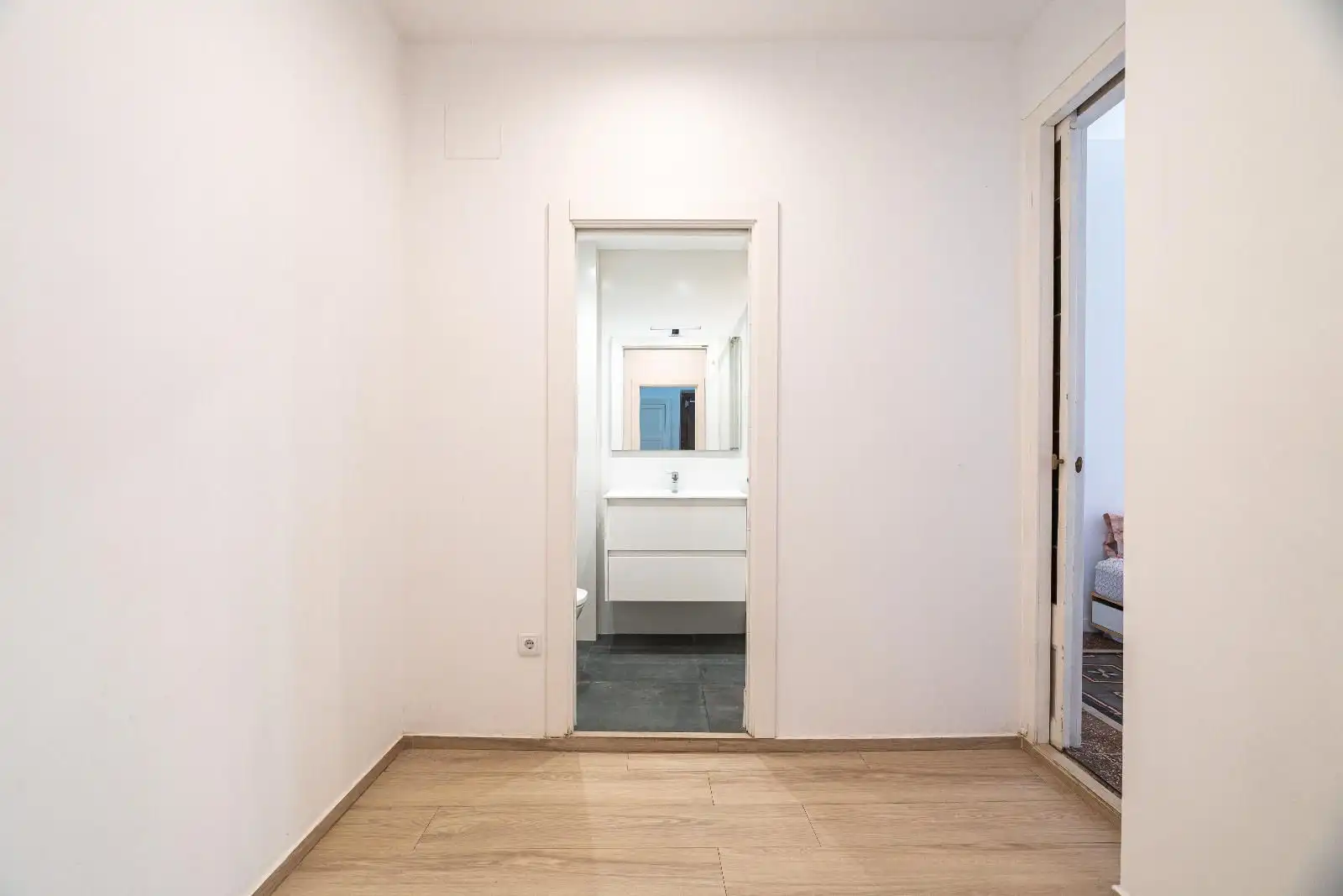 Piso en venta en Barcelona con Aire acondicionado, Terraza y Horno