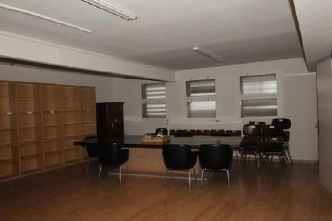 Local comercial en alquiler en Carrer de la Indústria, imagen 2