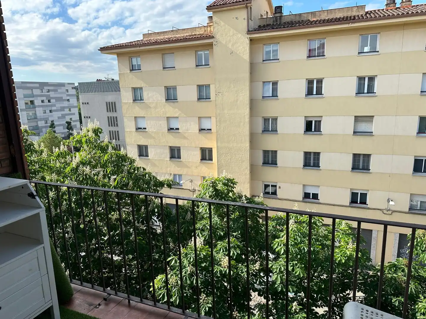 Terraza de Piso en venta en Girona con Terraza, Amueblado y Horno