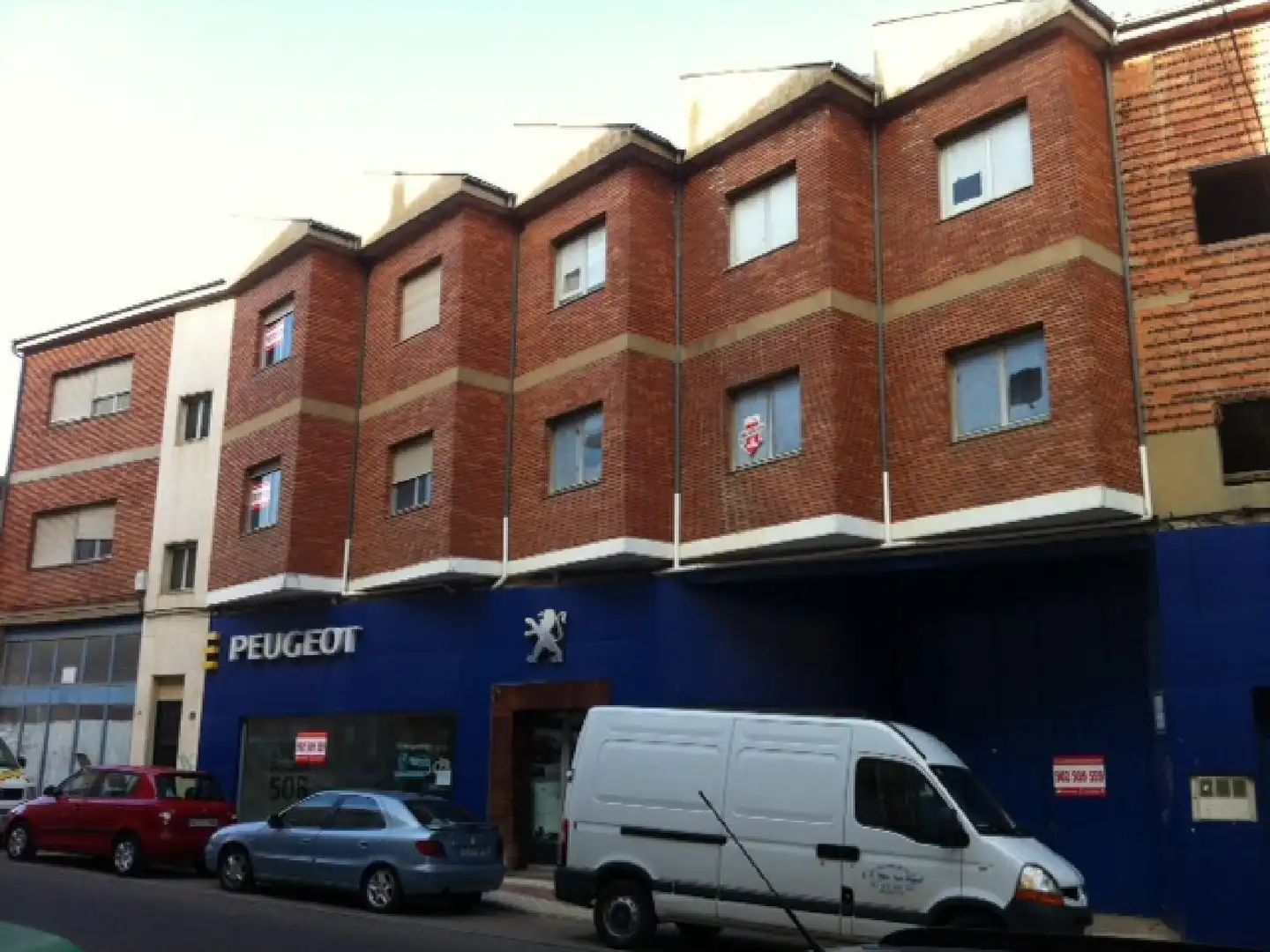 Business premises for sale in AV. LUIS MORÁN, Nº 30 30, imagen 3
