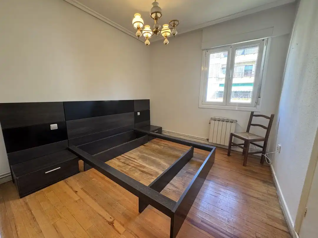 Bedroom of Flat for sale in Legazpi  with Heating and Balcony