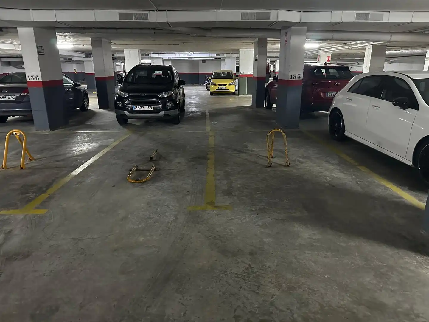 Aparcament de Pis en venda en Salou amb Aire condicionat, Terrassa i Moblat