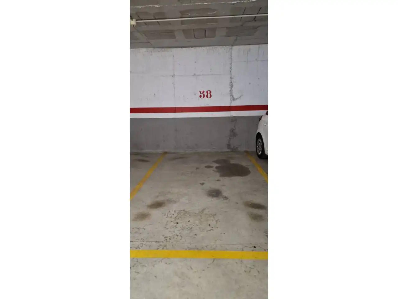 Parkplatz von Garage zur Miete in Terrassa