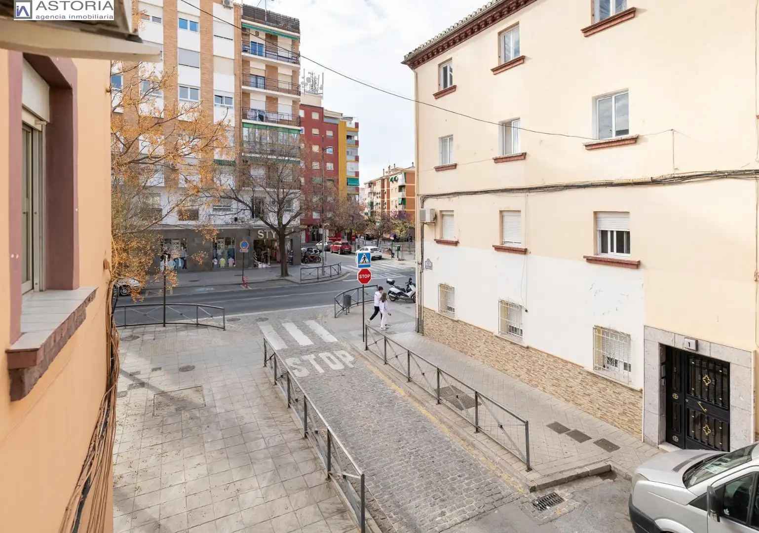 Piso con terraza en venta en Avenida DE DILAR