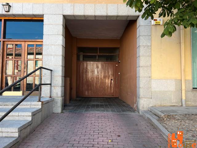 Garaje en Alquiler en Travesía Baños en Real Sitio de San Ildefonso