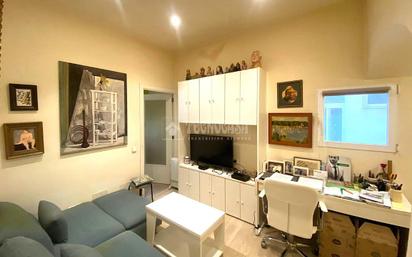 Living room of Flat for sale in  Madrid Capital