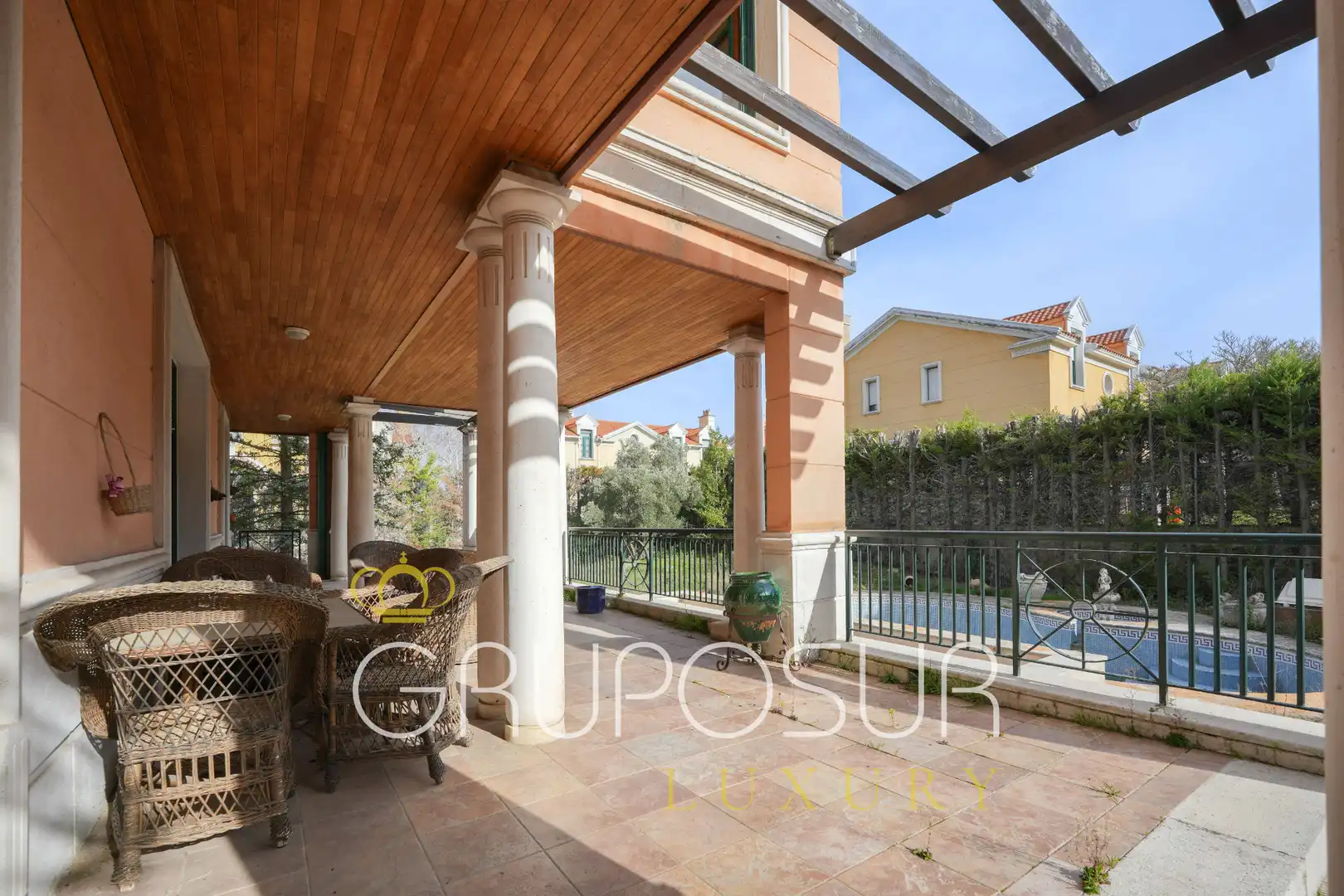Terraza de Casa o chalet en venta en Valladolid con Calefacción, Jardín privado y Parquet