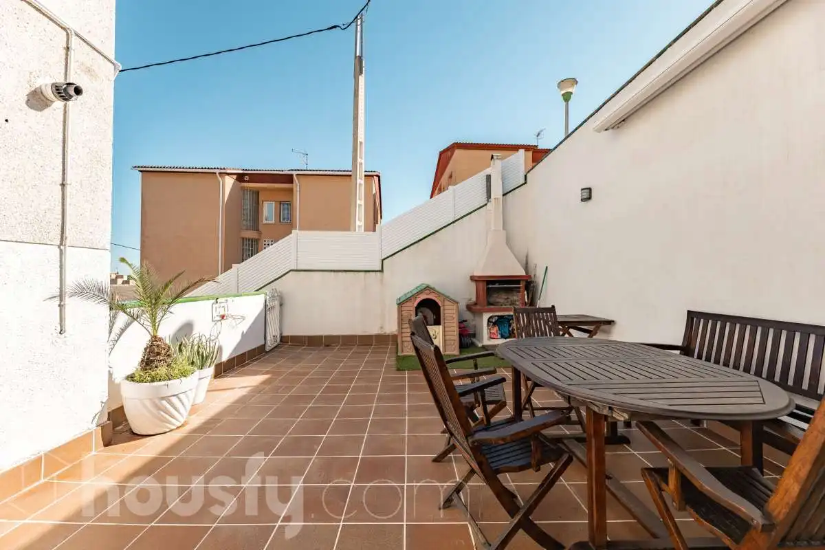House with balcony for sale in Avenida Comte Gómez de Orbaneja ., imagen 31