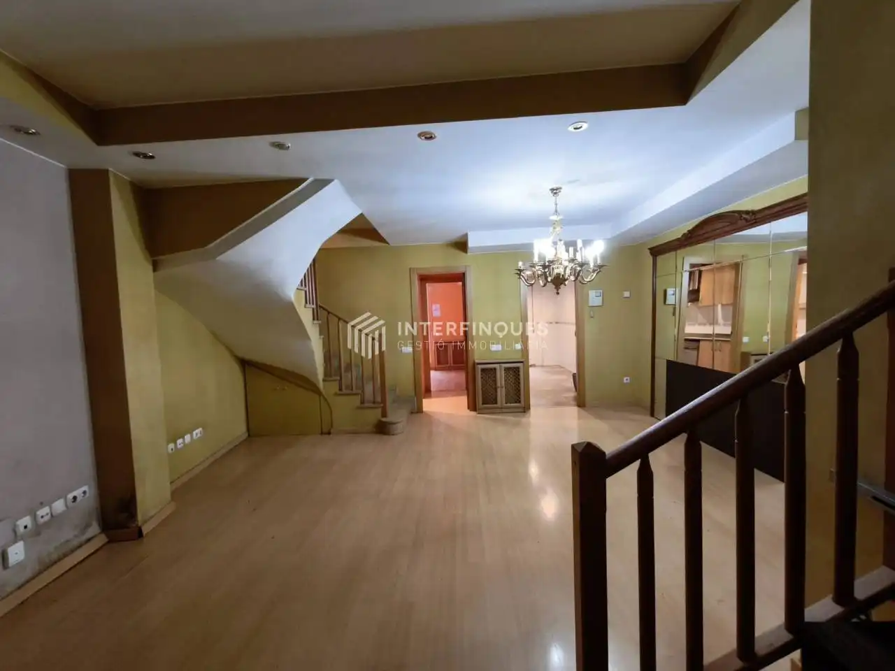 Dúplex en venta en Badalona con Calefacción, Parquet y Terraza