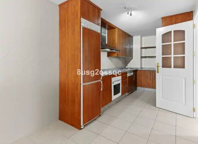 Cuina de Apartament en venda en Marbella amb Terrassa, Traster i Moblat