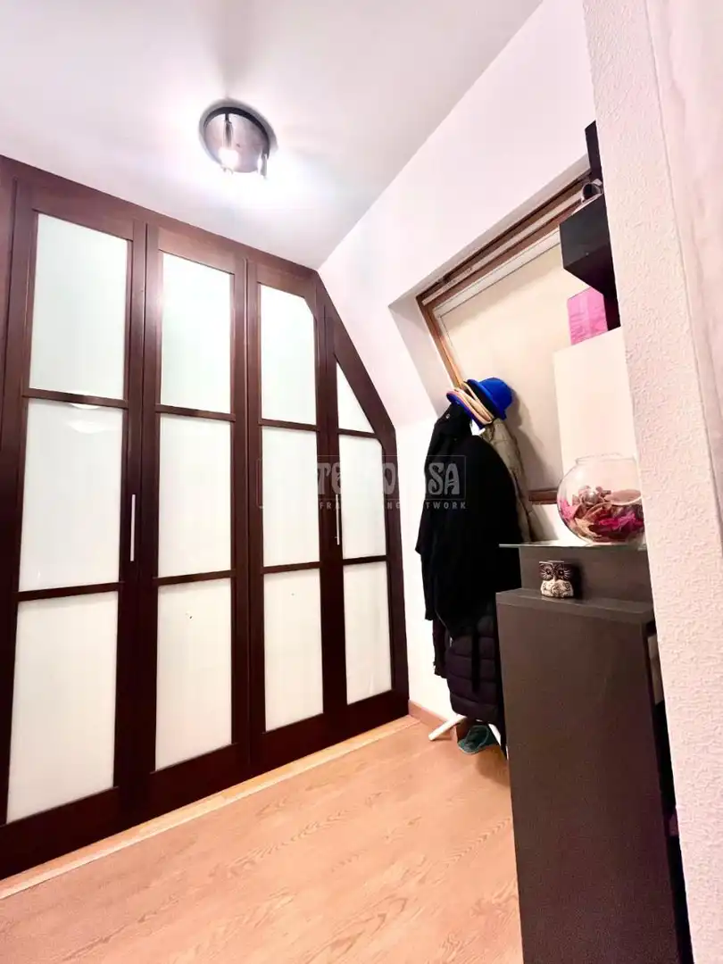 Habitación de Casa adosada en venta en Illescas con Aire acondicionado, Calefacción y Terraza