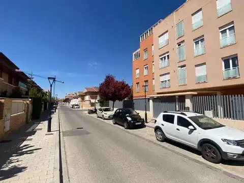 Vista exterior de Garatge en venda en Albacete