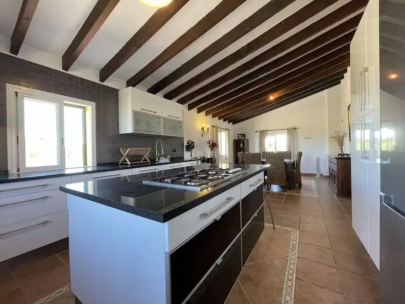 Cocina de Finca rústica en venta en Llucmajor con Aire acondicionado, Calefacción y Jardín privado