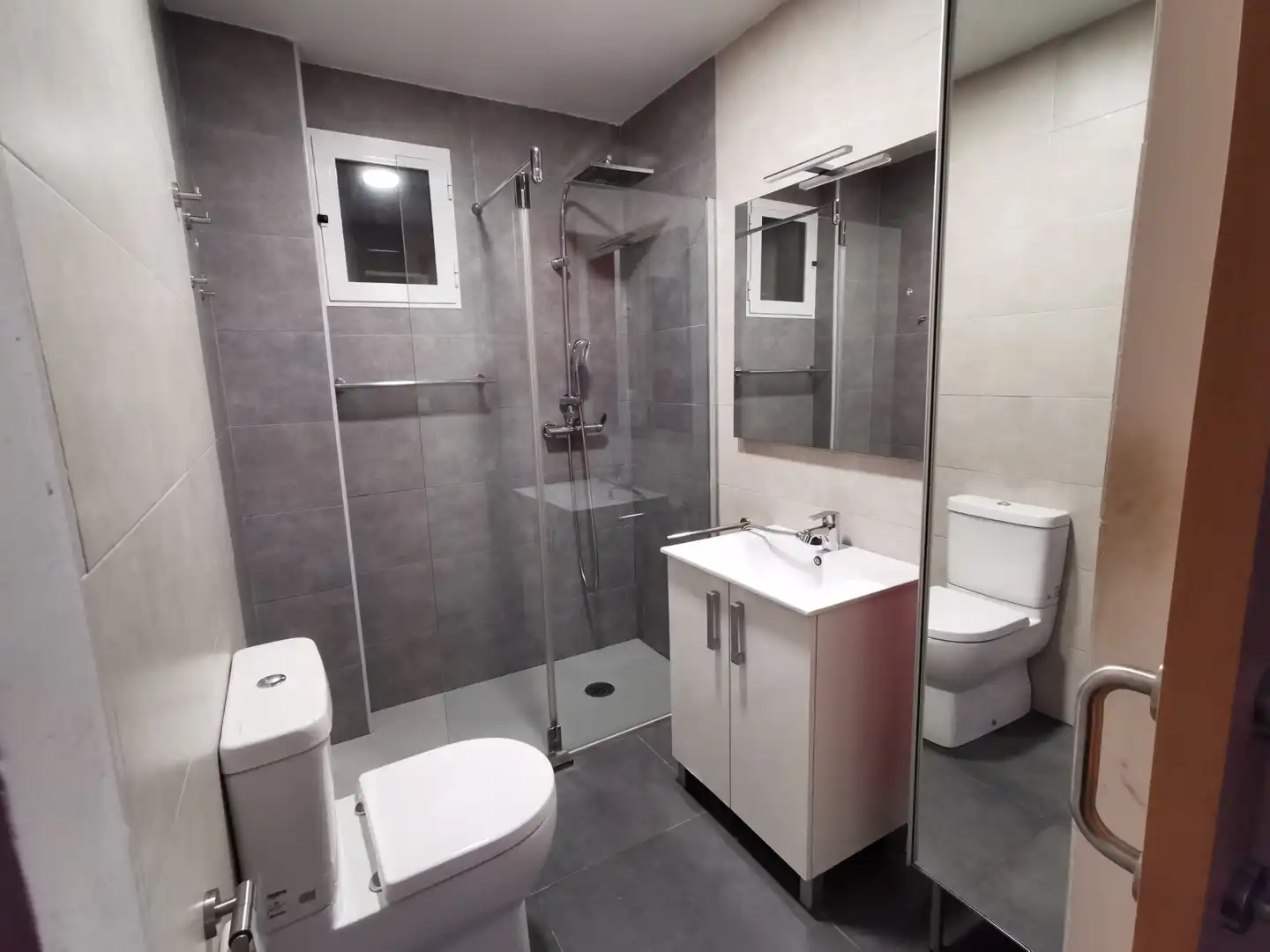 Baño de Piso en venta en Valencia con Aire acondicionado y Terraza