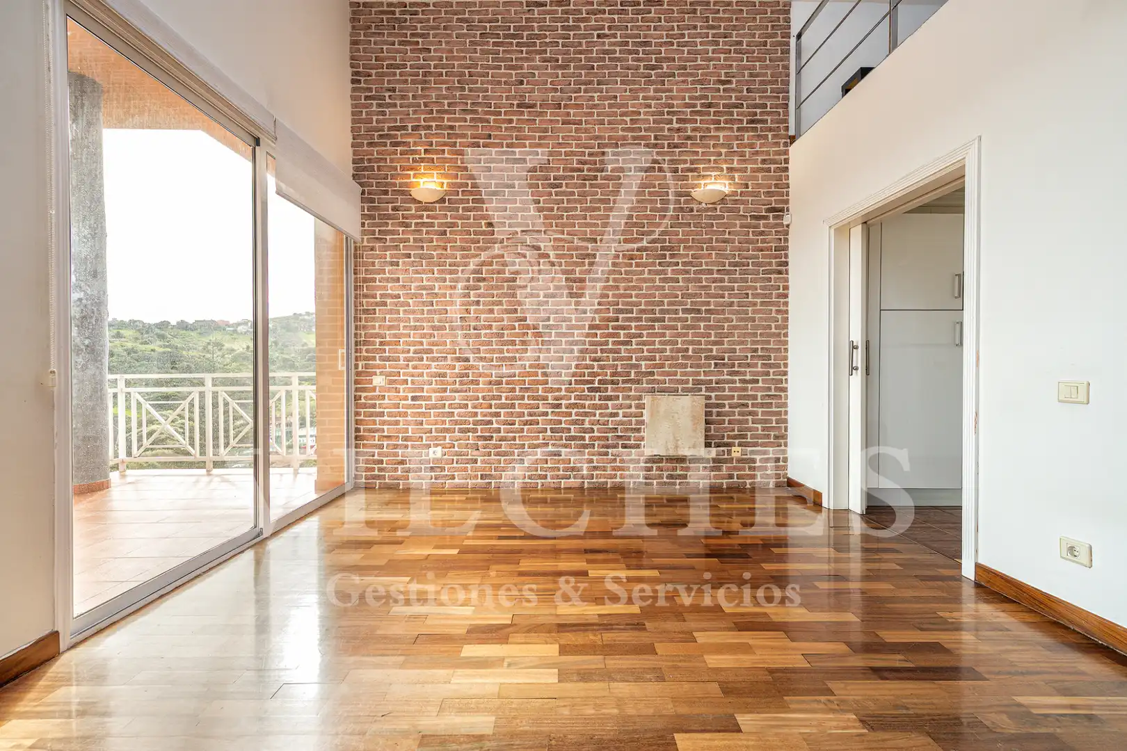 Sala d'estar de Casa adosada en venda en Santa Brígida amb Aire condicionat, Jardí privat i Terrassa
