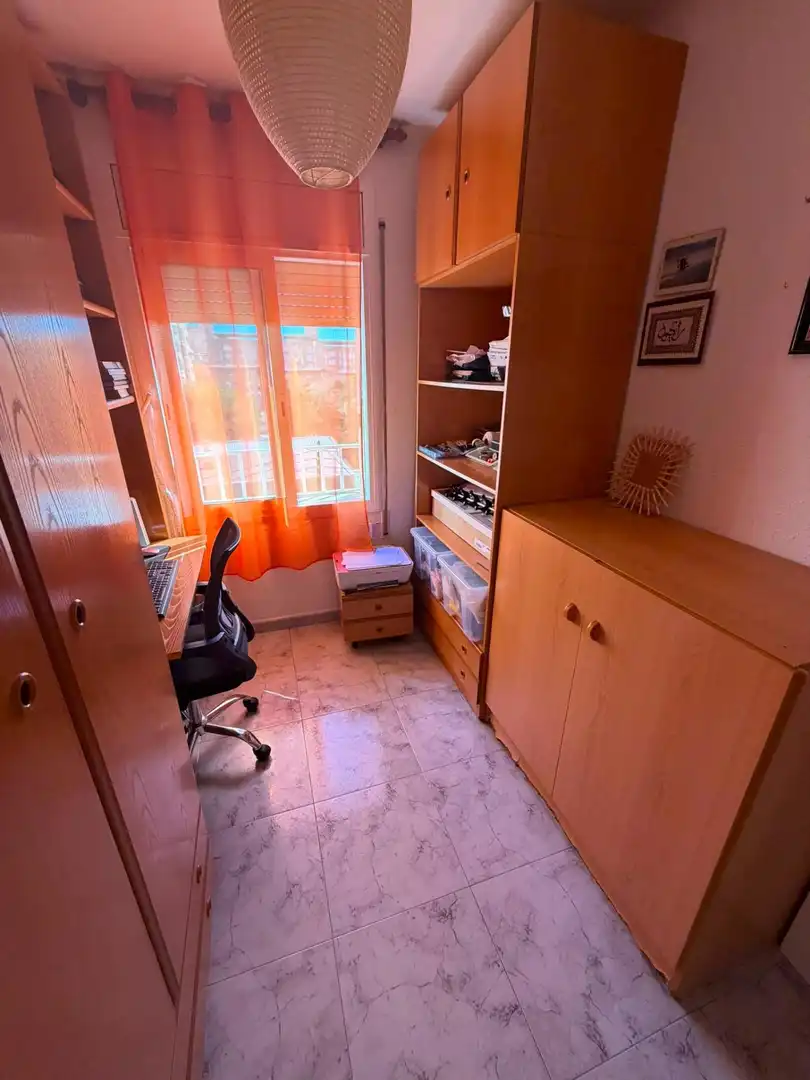 Bedroom of Flat for sale in Sabadell