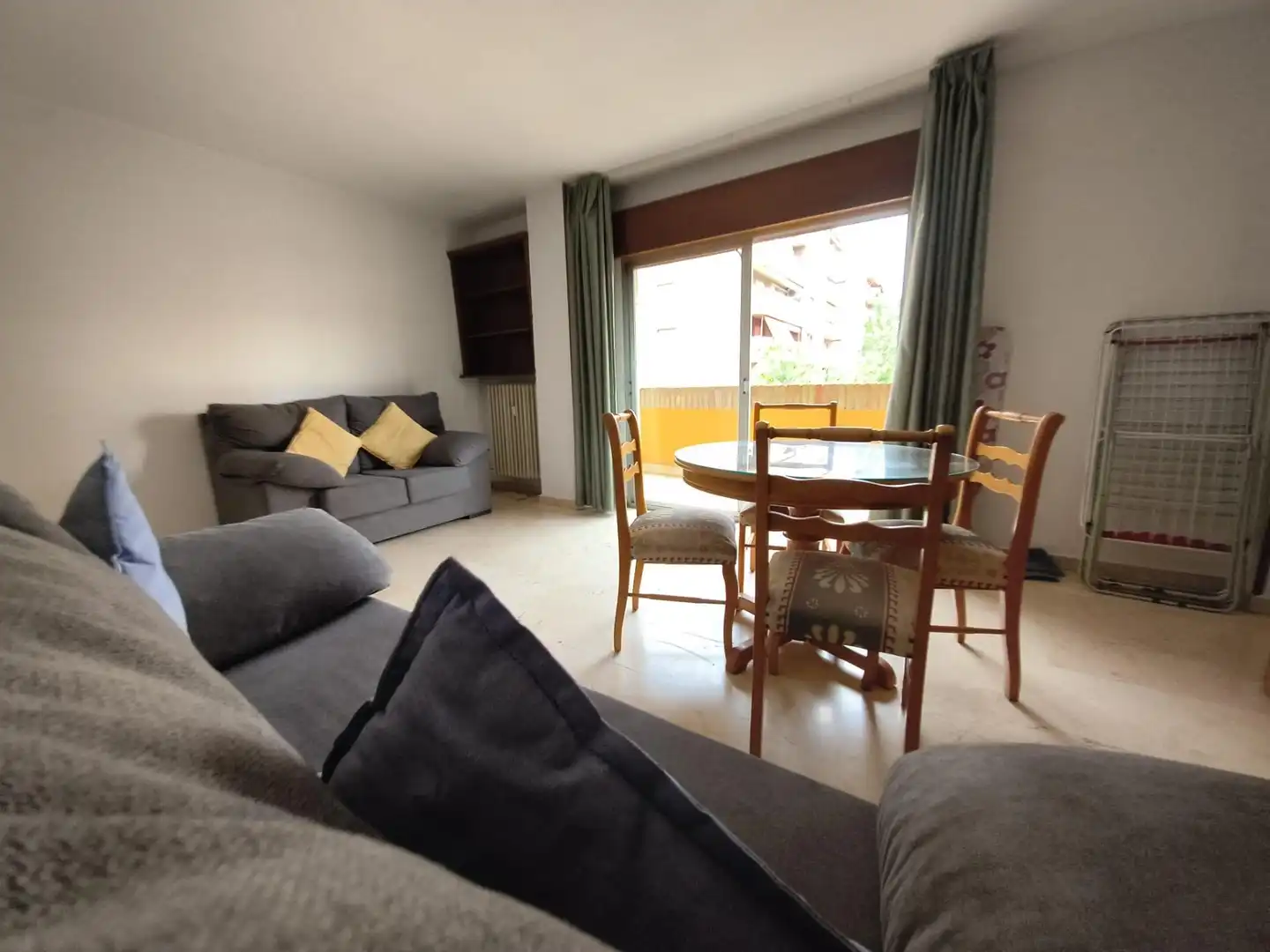 Living room of Flat for rent in Ronda