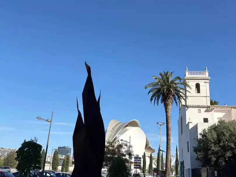 Vista exterior de Pis en venda en  Valencia Capital amb Aire condicionat i Balcó