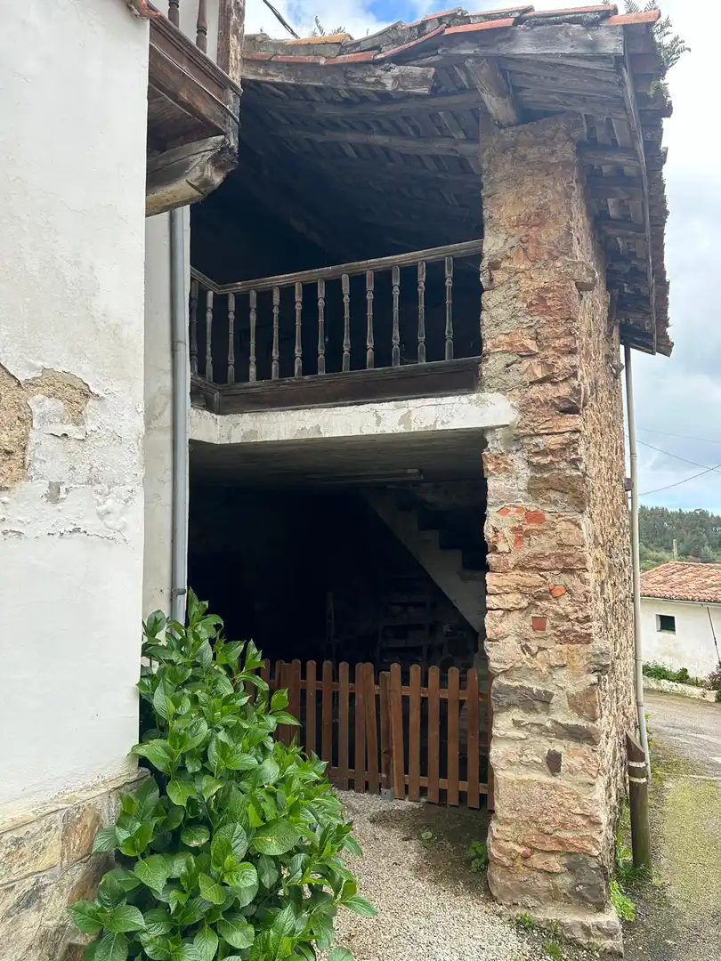 Houses for sale in Castrillón  with Private garden and Balcony