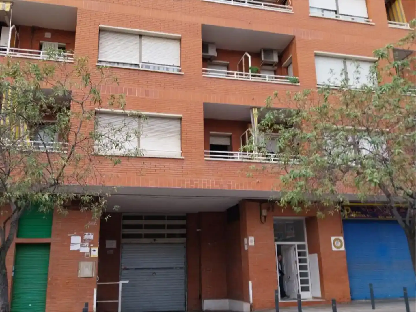 Außenansicht von Garage zur Miete in Viladecans