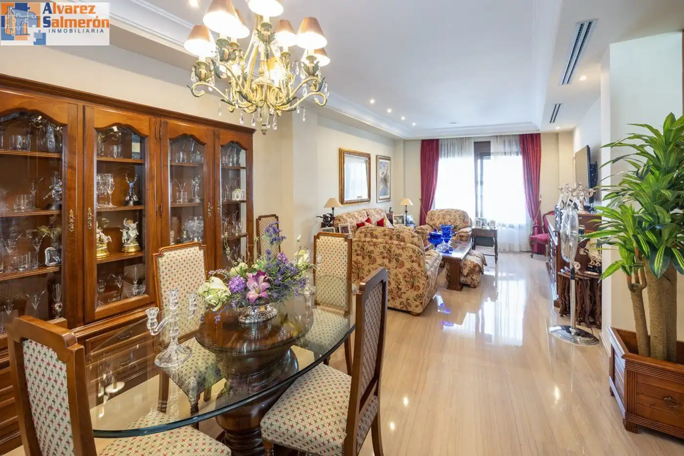 Houses for sale in Calle GAONA, San Francisco Javier
