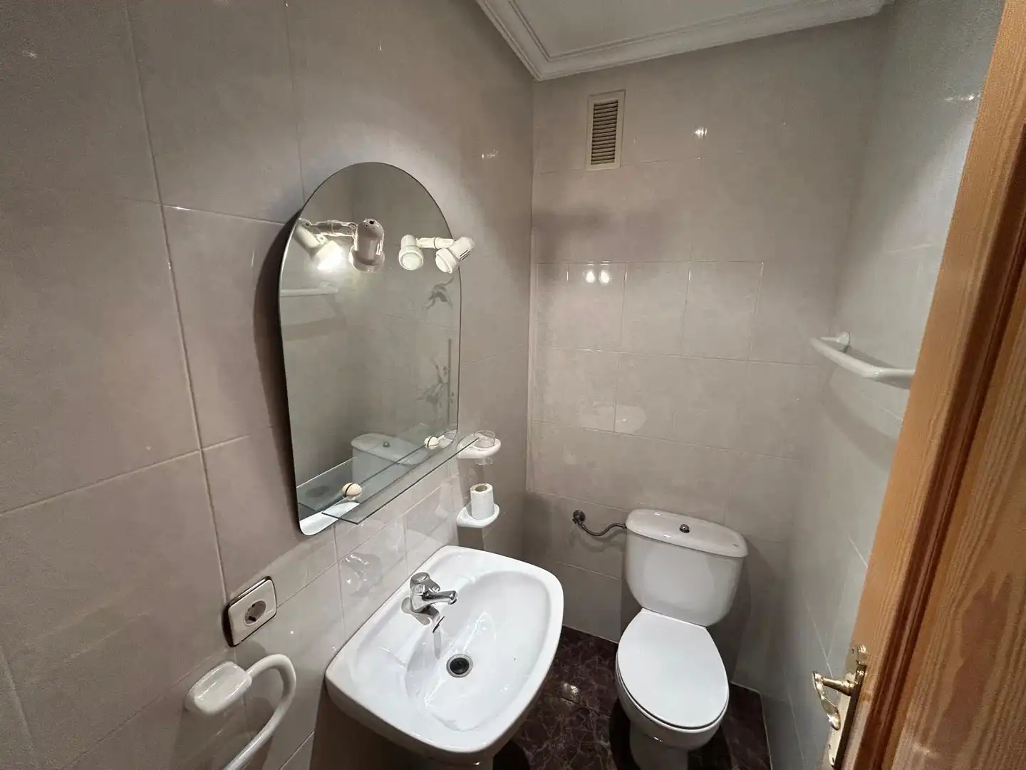 Bathroom of Flat for sale in Murcia  with Balcony