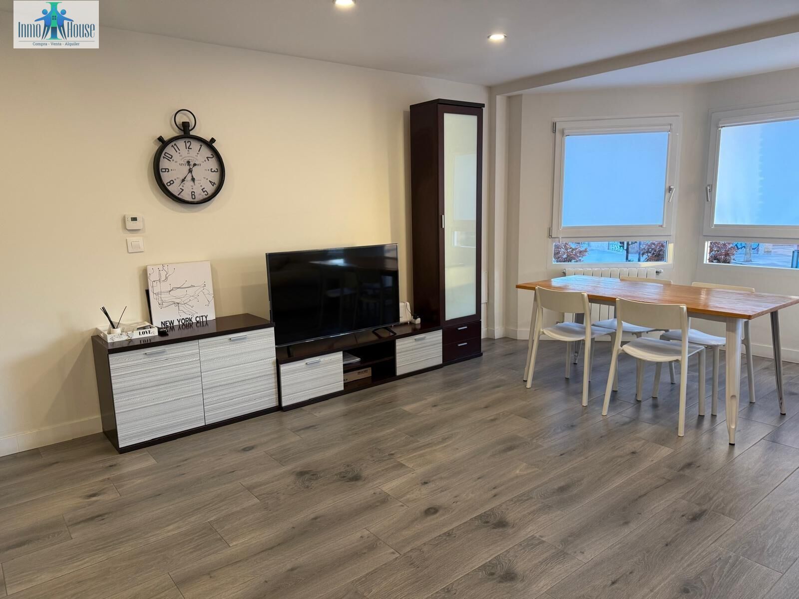 Sala d'estar de Pis en venda en  Albacete Capital amb Aire condicionat, Calefacció i Balcó