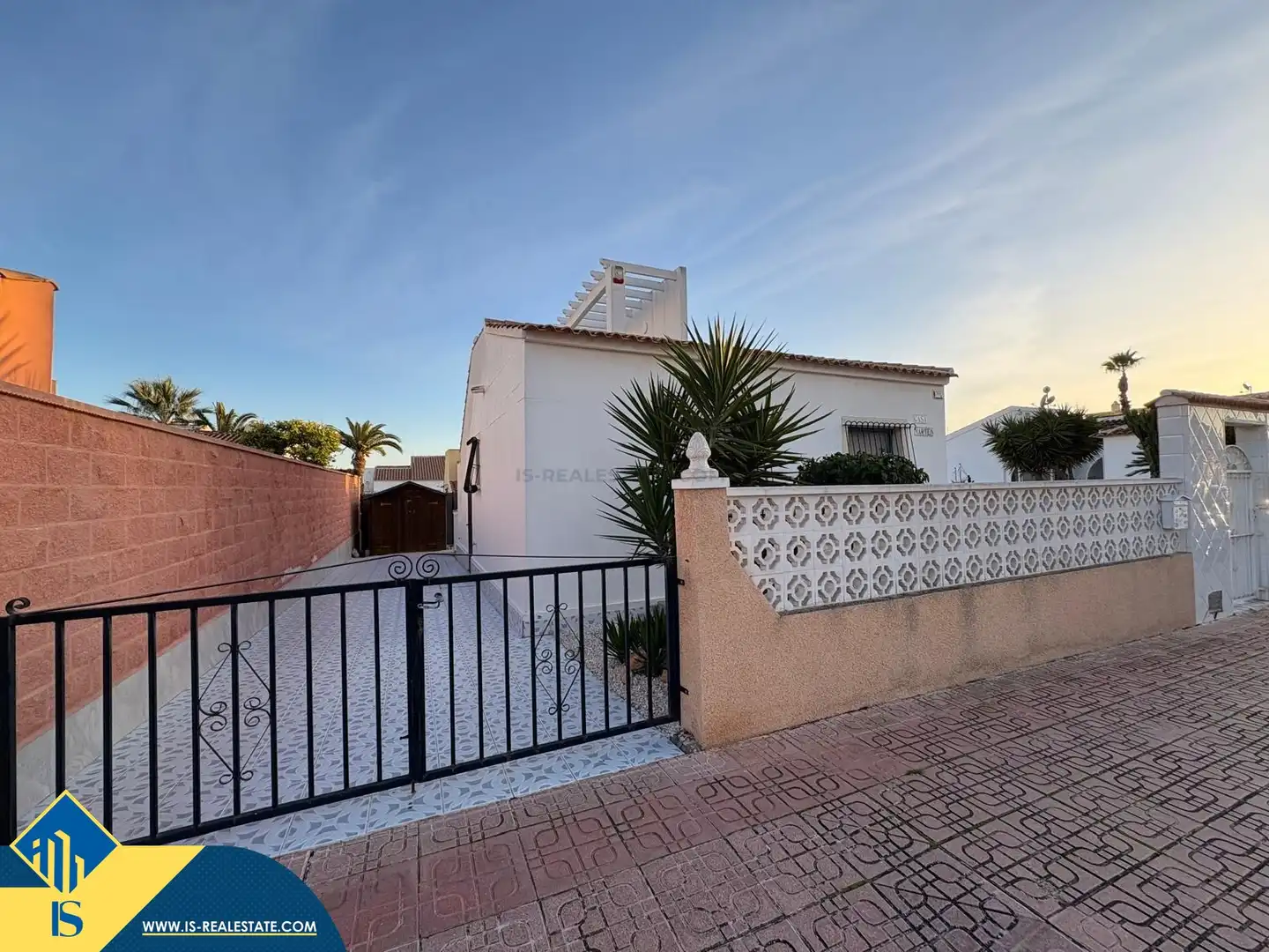 House with pool for sale in Orihuela Costa, imagen 2