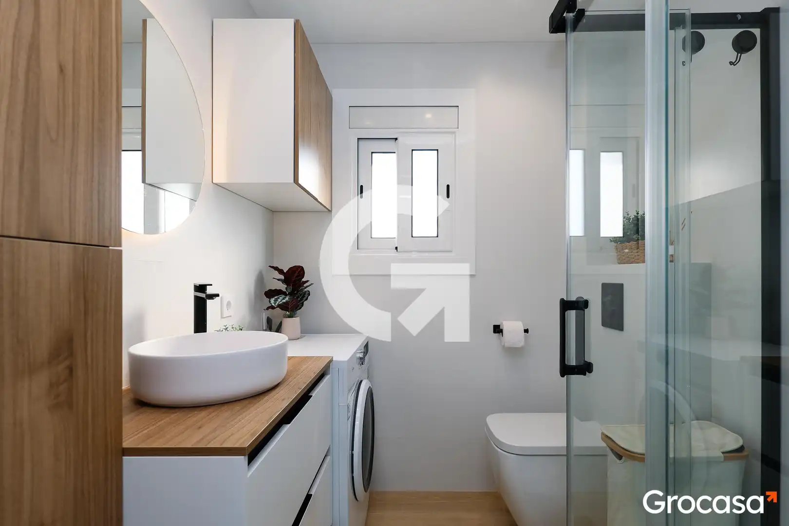 Bathroom of Flat for sale in Castelldefels  with Air Conditioner, Balcony and Community pool