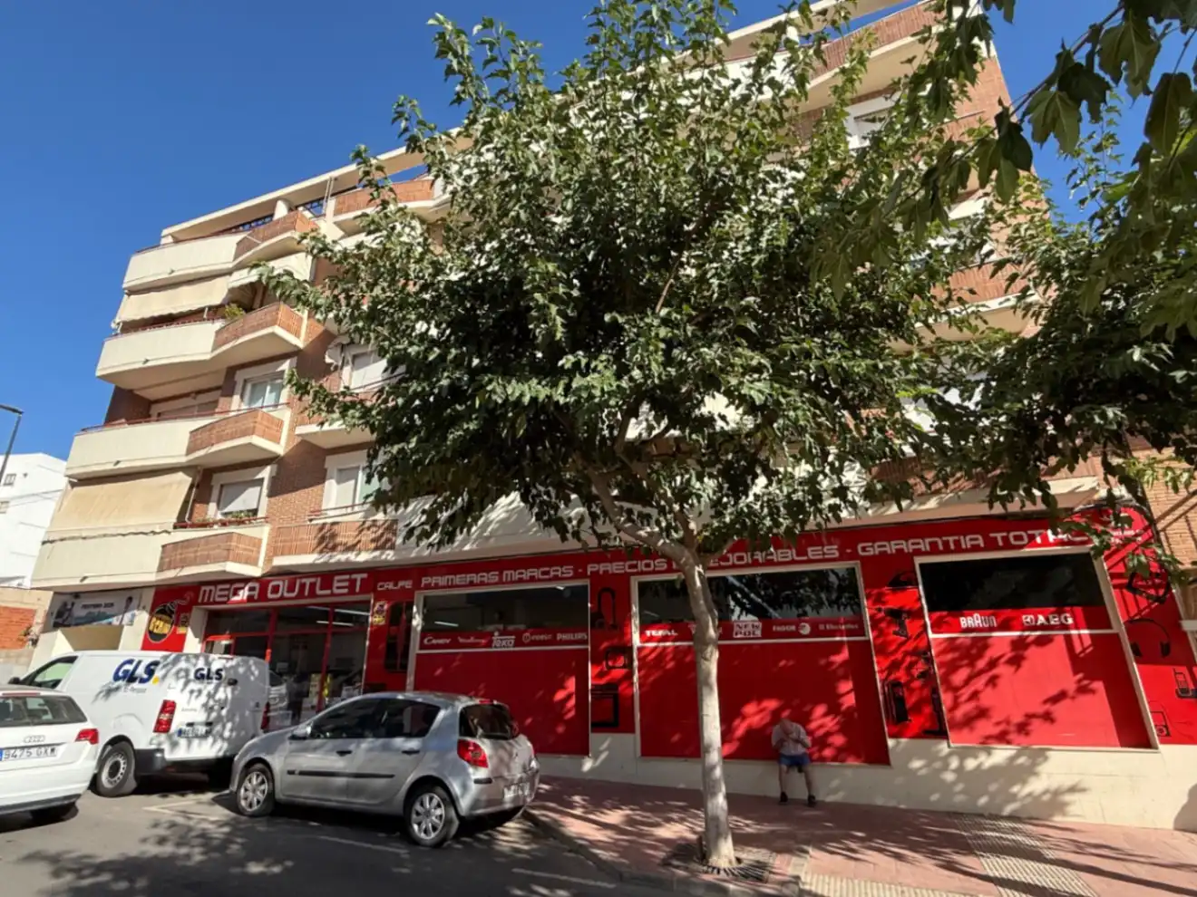 Local comercial en venda a Zona Pueblo