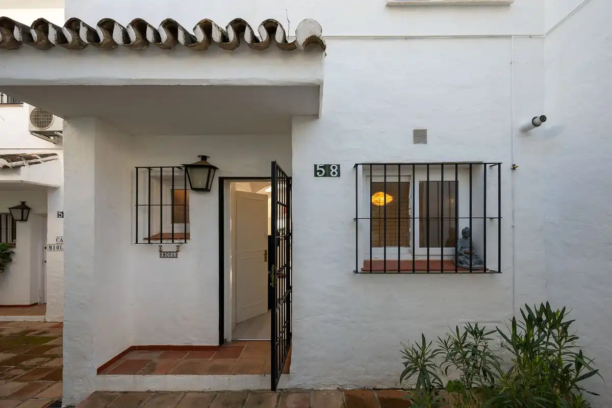 Adosado con piscina en venta en Calle del Águila 61, imagen 16