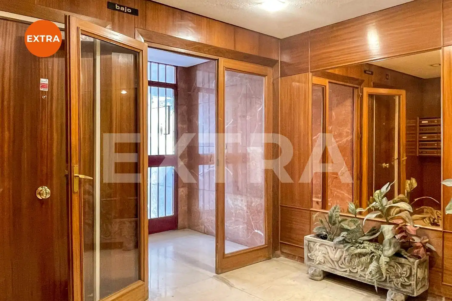 Piso en venta en Madrid con Calefacción, Parquet y Terraza