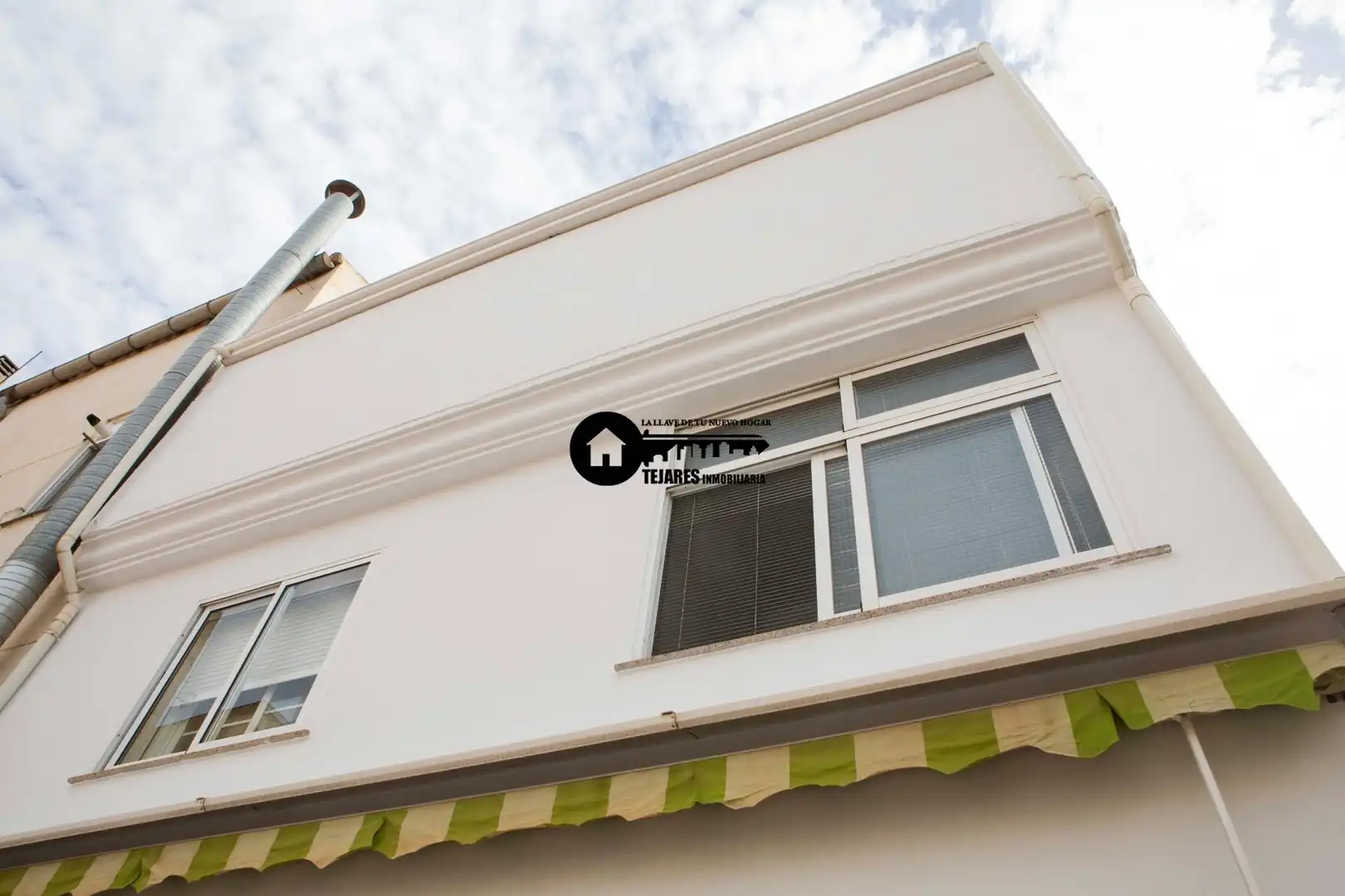 Exterior view of Buildings for sale in San Pablo