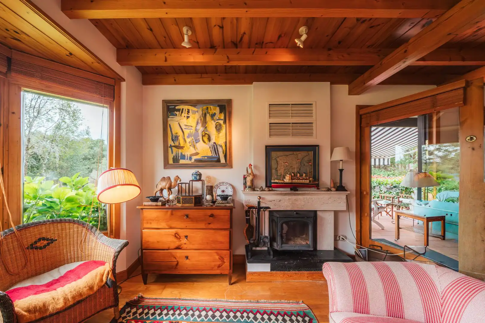 Sala de estar de Casa o chalet en venta en Fruiz con Aire acondicionado, Calefacción y Jardín privado