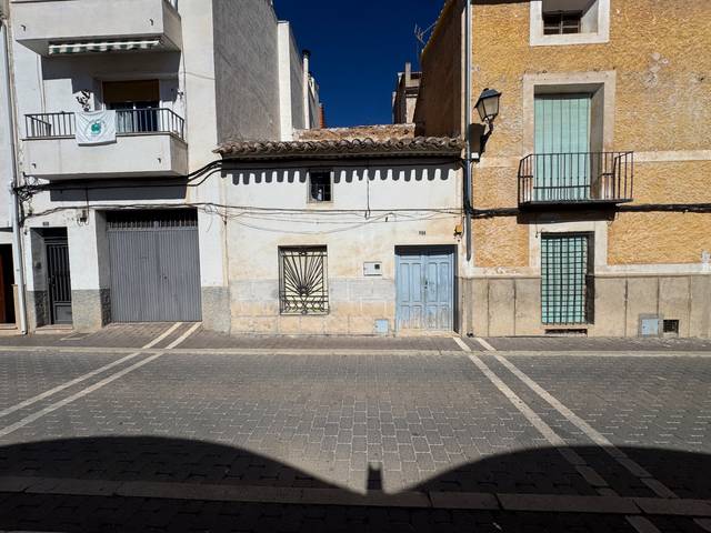 Casa-chalet en Venta en Calle Gran Vía en Cehegín
