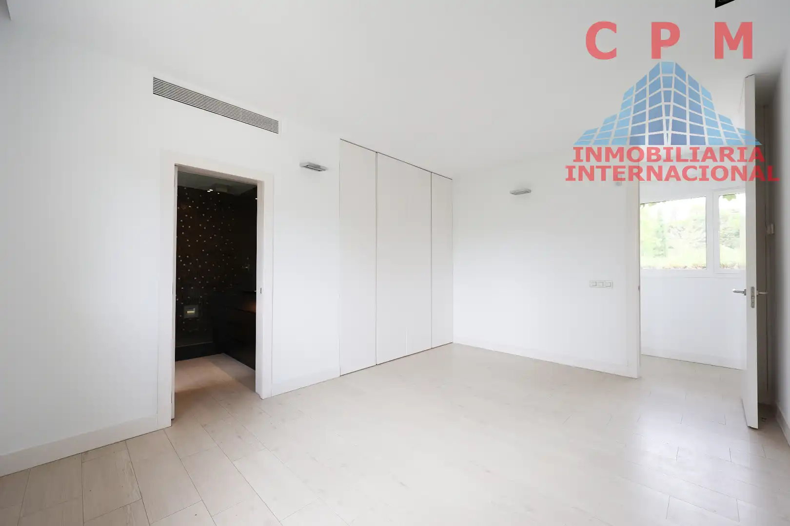 Dormitori de Casa o xalet de lloguer en Madrid amb Aire condicionat, Calefacció i Jardí privat