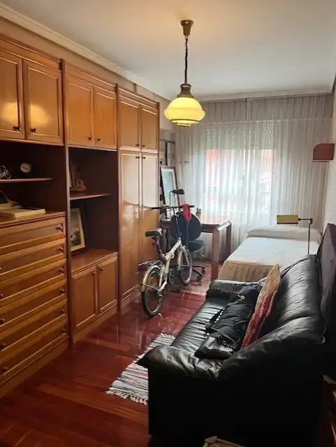Dormitori de Pis en venda en Valladolid amb Calefacció, Parquet i Terrassa