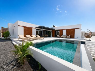 Casa amb piscina en venda a El Roque